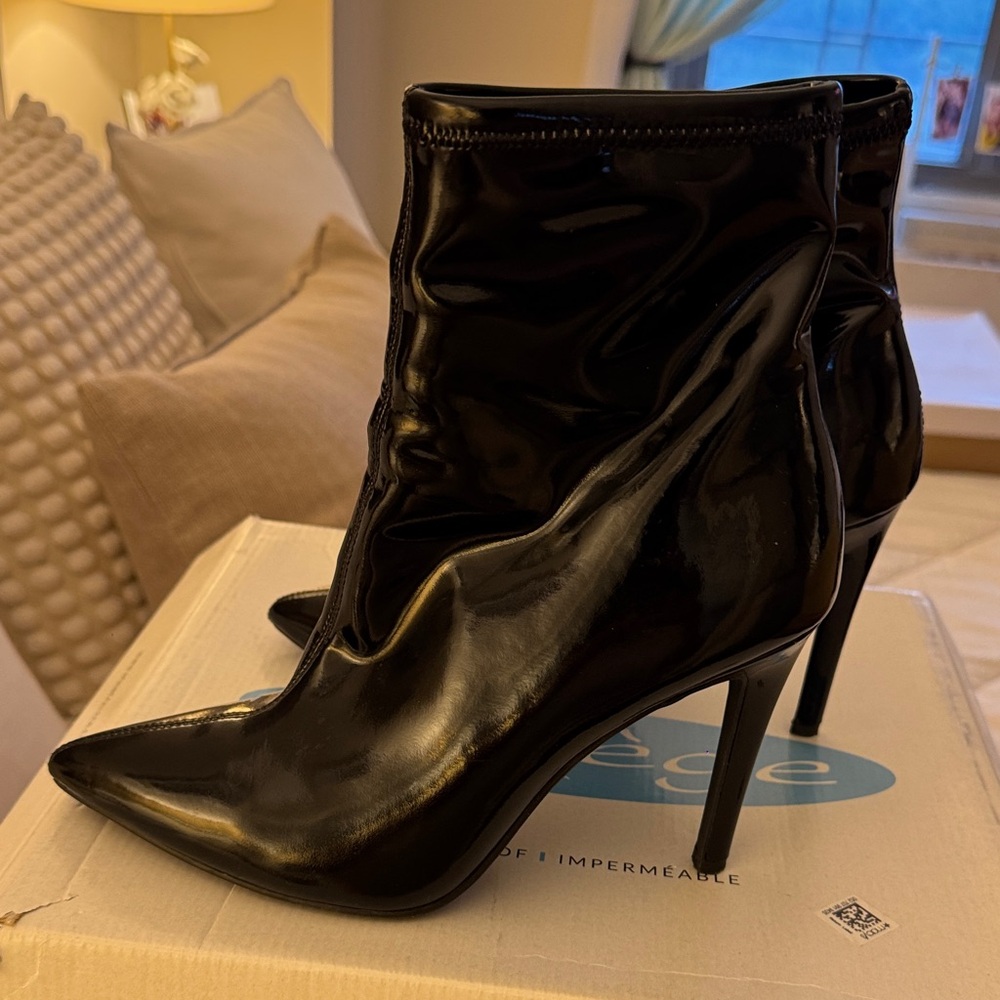 Patent luxe stretch booties